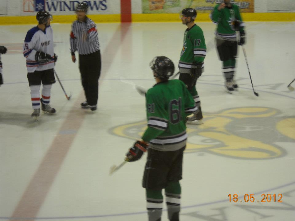 Pictures from Canadian Deaf Ice Hockey Championships Edmonton 2010